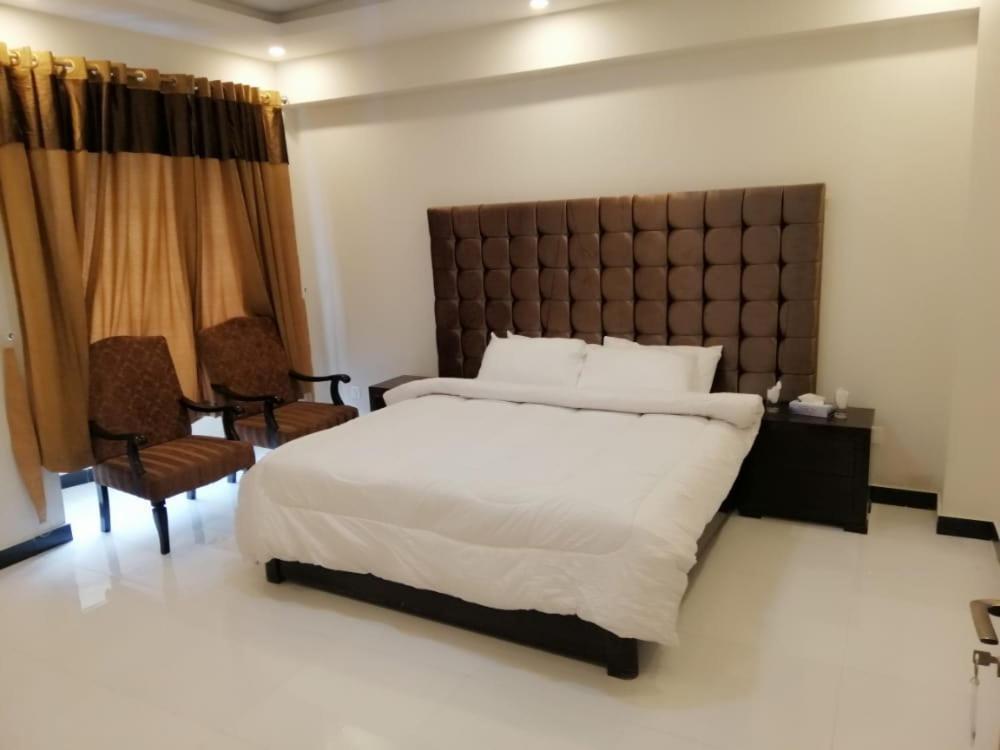 Cloud Way Hotel ナラン エクステリア 写真